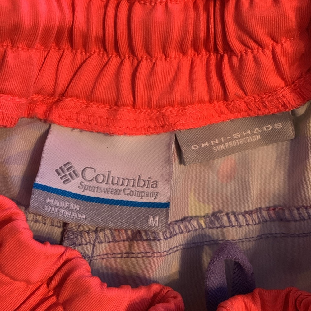 Columbia Shorts - Picture 2 of 3